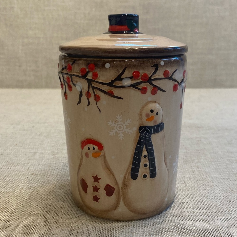 Vintage LTD Commodities snowman ceramic canister jar with lid.